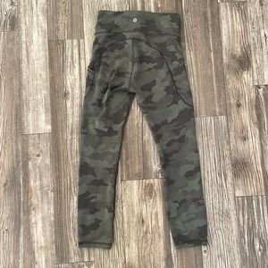 Lu Lu Lemon camo leggings
